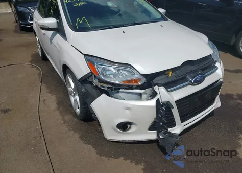 2012 Ford Focus Titanium из США, поврежденный, VIN 1FAHP3N20CL419579